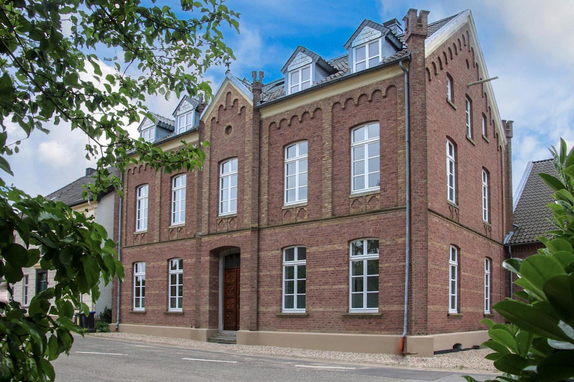 Insel-Apartment Im Herrenhaus Rheinblick Xanten Exterior foto